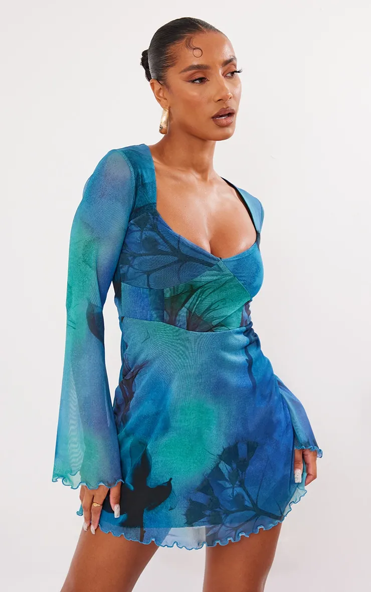 Robe droite en mesh bleu flou fleuri à détail buste